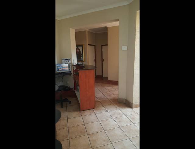 2,287M² BUSINESS FOR SALE IN VANDERBIJLPARK SE 3